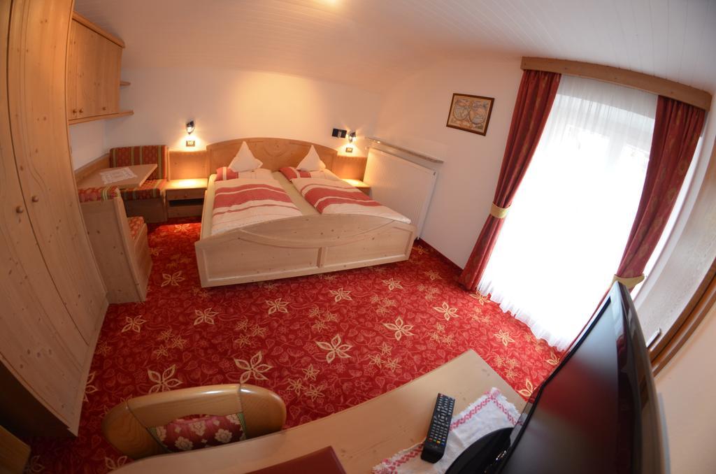 Bed and Breakfast Garni Ossi Santa Cristina Val Gardena Номер фото